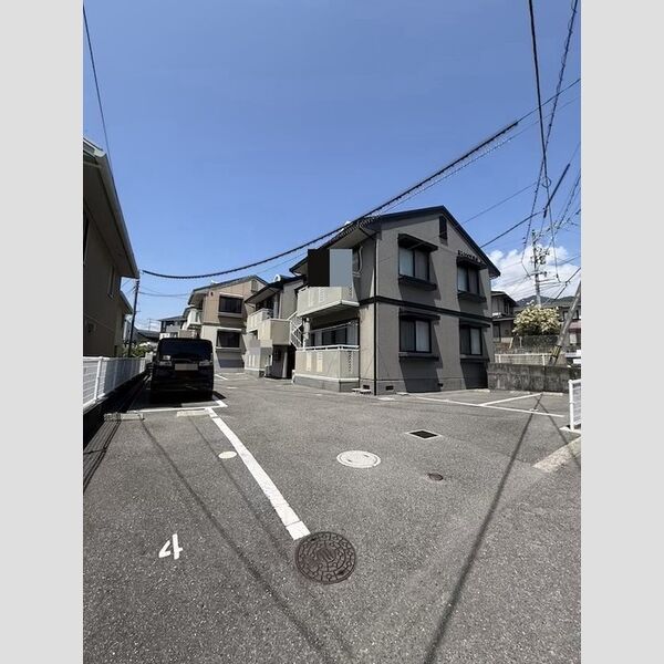 駐車場 (駐車場)