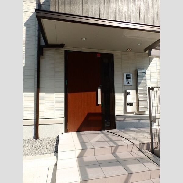 エントランス (エントランス　オートロック)