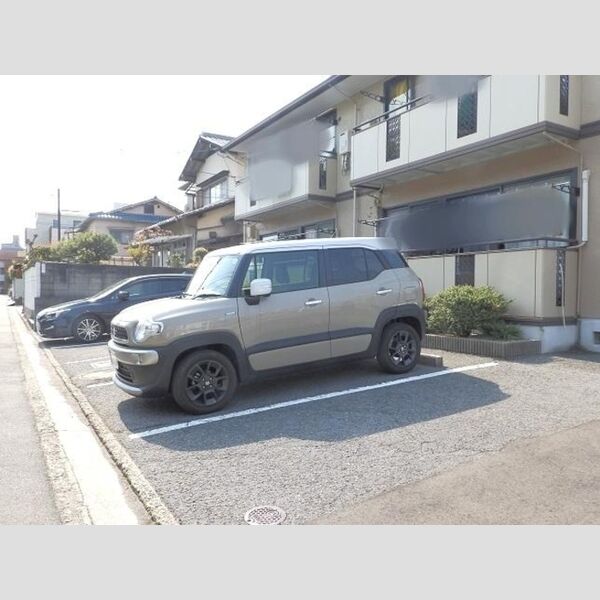 駐車場 (駐車場)