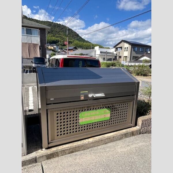 現地周辺 (ゴミステーション)