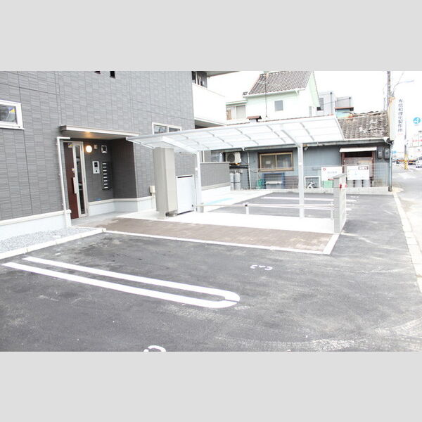 駐車場 (駐車場)