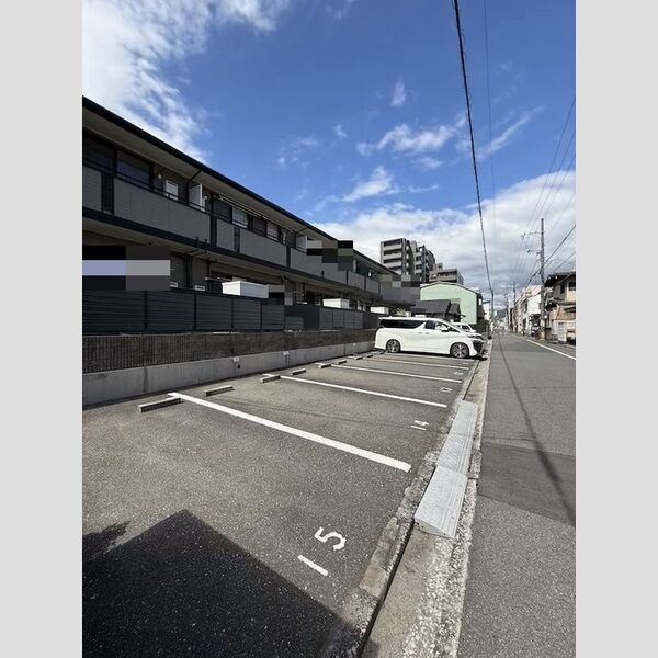 駐車場 (駐車場)