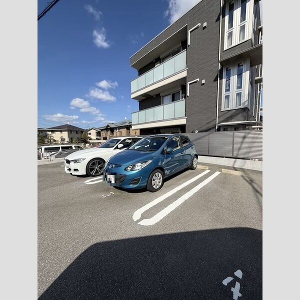 駐車場 (駐車場)