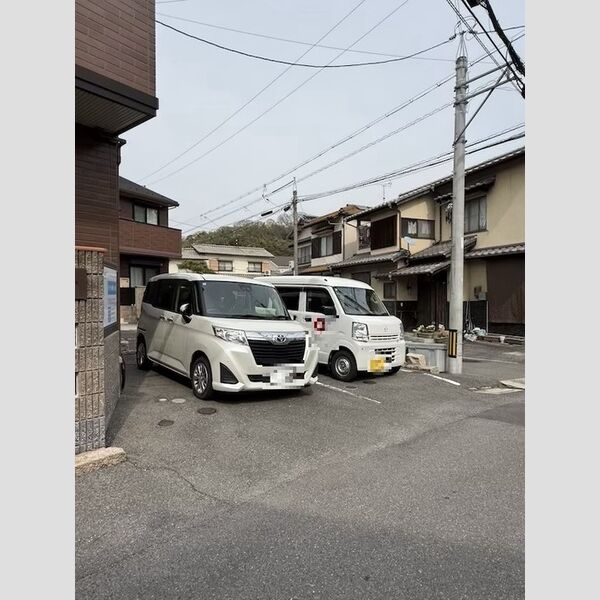 駐車場 (駐車場)