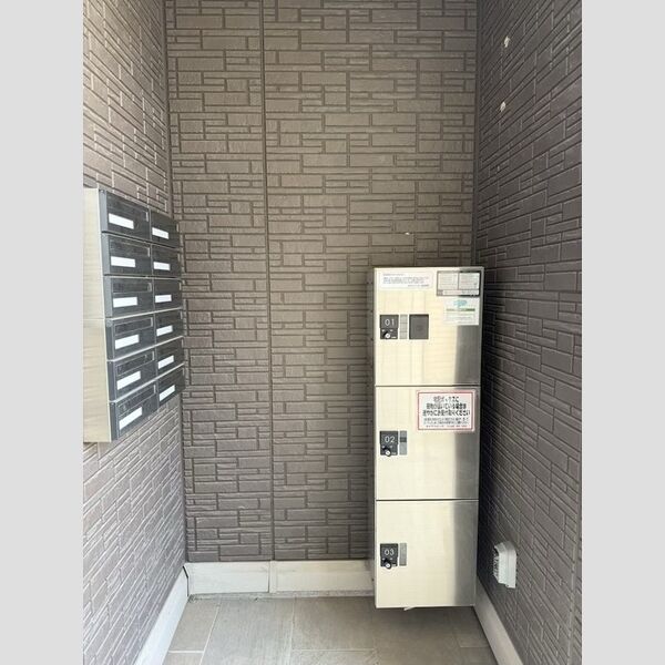 現地周辺 (宅配ボックス)