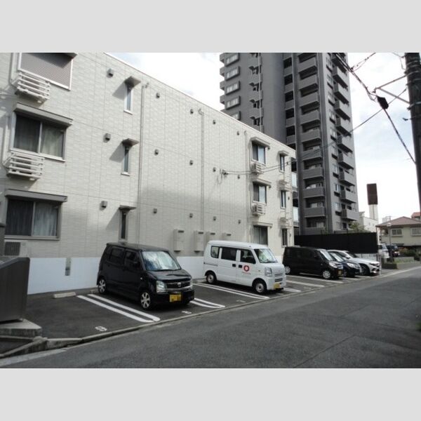 駐車場 (駐車場)