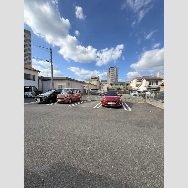 駐車場 (駐車場)