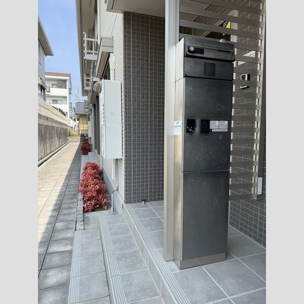 現地周辺 (宅配ボックス)
