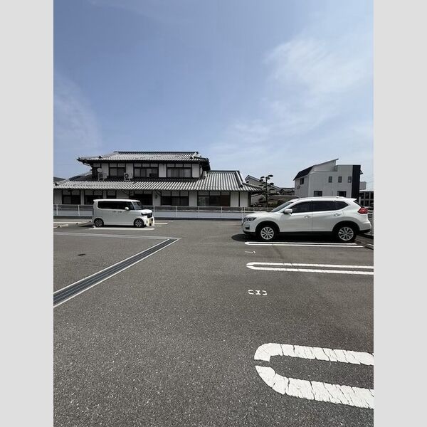 駐車場 (駐車場)