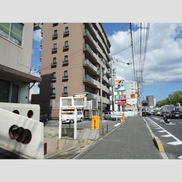 現地周辺 (セブンイレブン広島東雲3丁目店 217m)