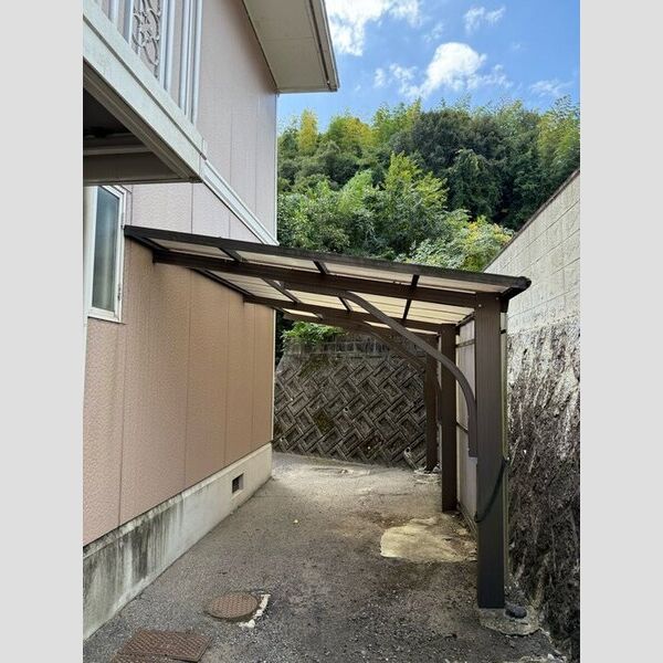 現地周辺 (駐輪場)