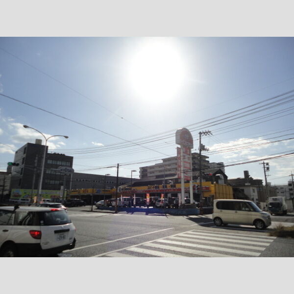 現地周辺 (カーコンビニ倶楽部:330m)
