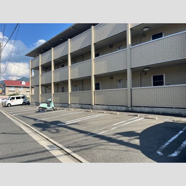 駐車場 (駐車場)