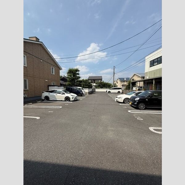 駐車場 (駐車場)