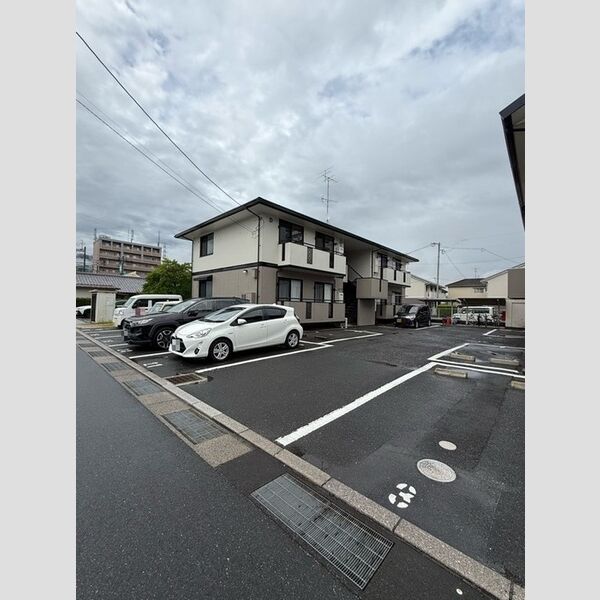 駐車場 (駐車場)