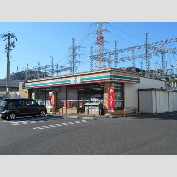 現地周辺 (セブンイレブン広島草津東2丁目店)