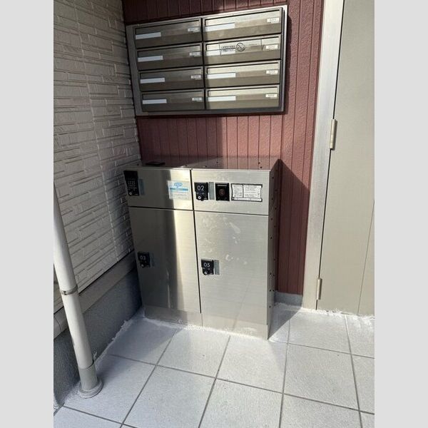 現地周辺 (宅配ボックス)