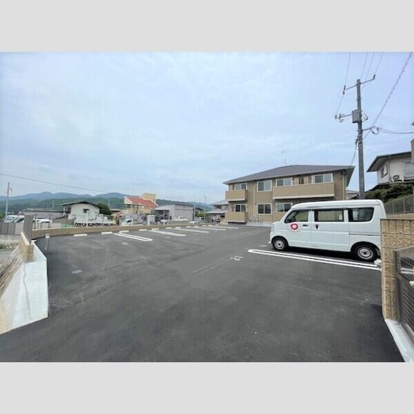 駐車場 (駐車場)