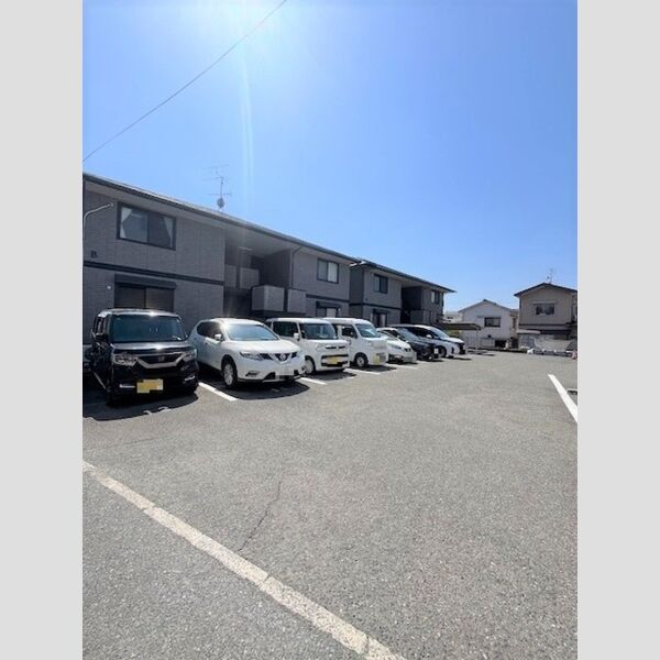 駐車場 (駐車場)
