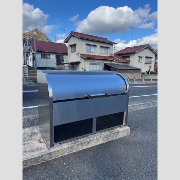 現地周辺 (ゴミステーション)