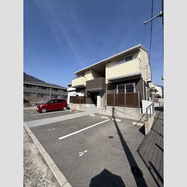 駐車場 (駐車場)