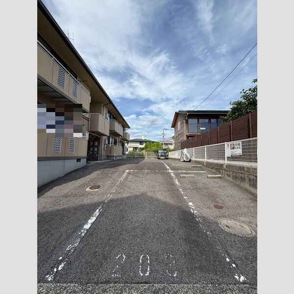 駐車場 (駐車場)