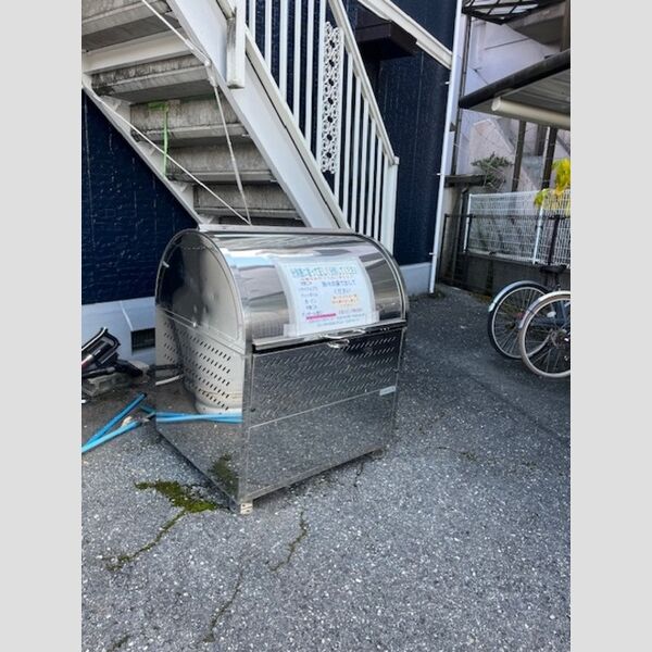 現地周辺 (ゴミステーション)