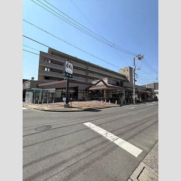 現地周辺 (アバンセ古江店　493m)