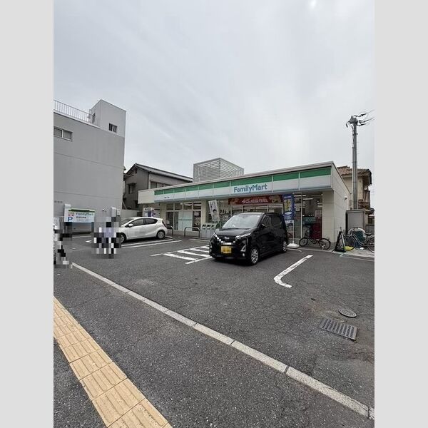 現地周辺 (ファミリーマート皆実町一丁目店　459m)