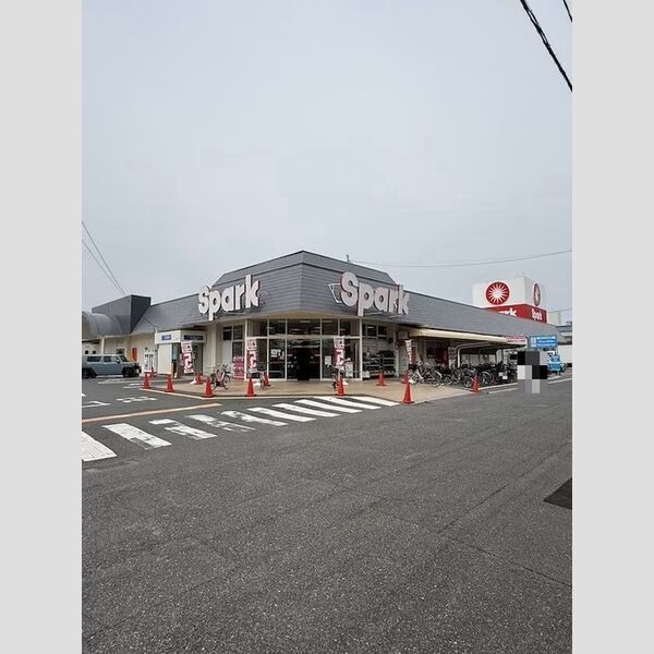 現地周辺 (スパーク江波店 414m)