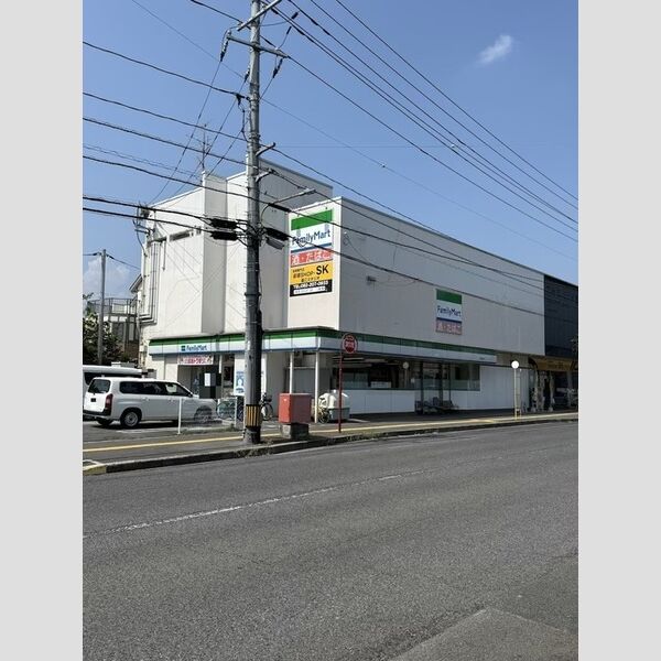 現地周辺 (ファミリーマート安芸鶴江店 377m)