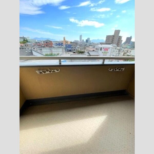 バルコニー・ベランダ (バルコニー)