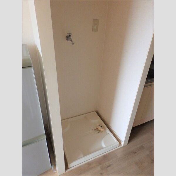 その他 (洗濯機置き場)