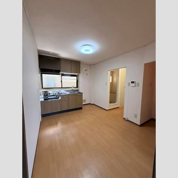 居室・リビング (DK)