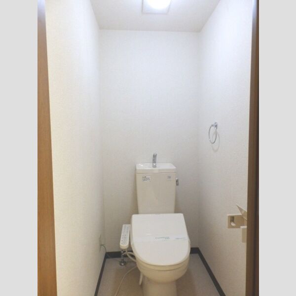 トイレ (温水洗浄暖房便座)