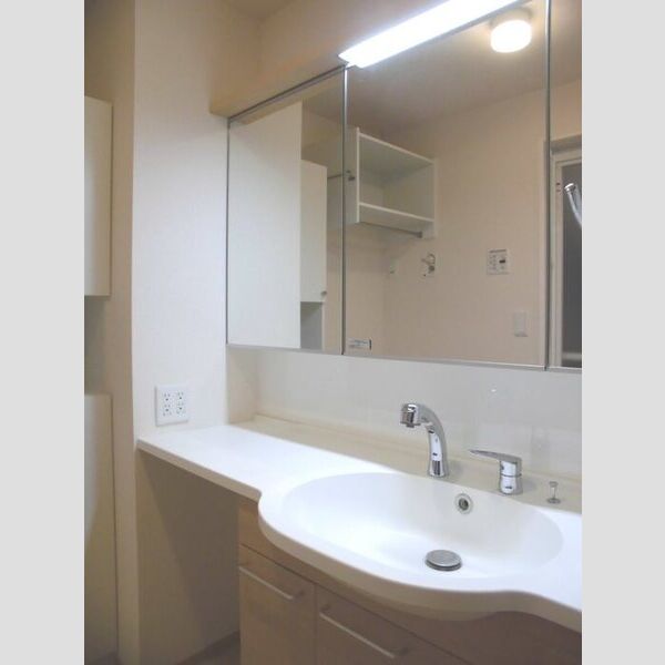 洗面所 (洗面化粧台)