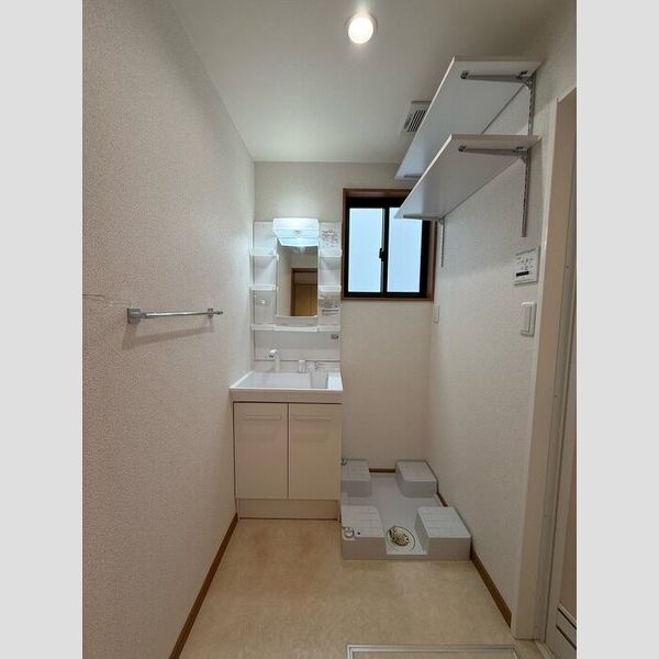 洗面所 (洗髪洗面化粧台・室内洗濯機置場)
