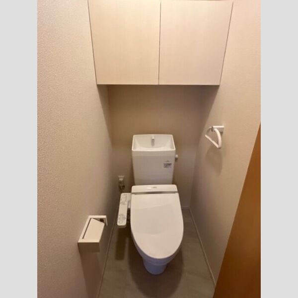 トイレ (温水洗浄暖房便座)