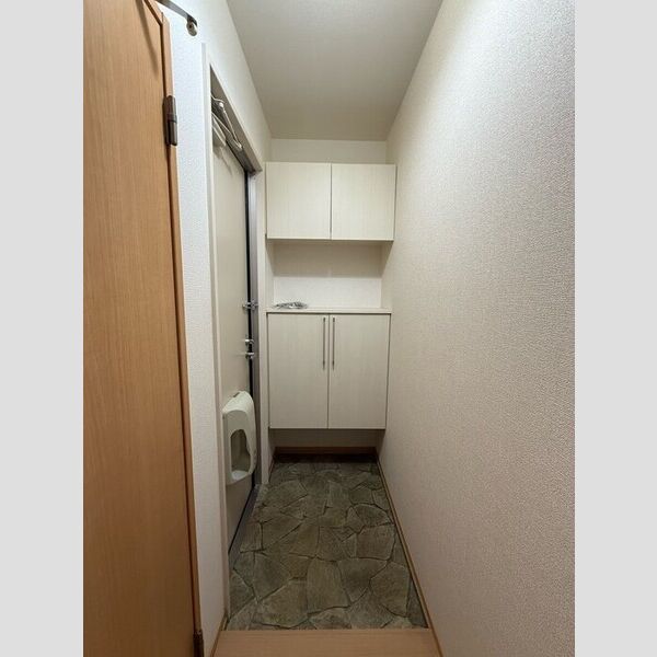 玄関 (玄関)