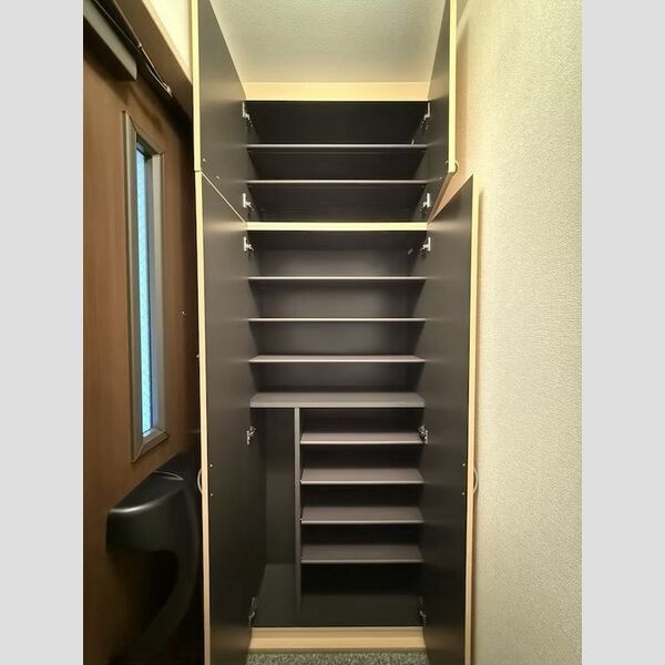 玄関 (シューズボックス)