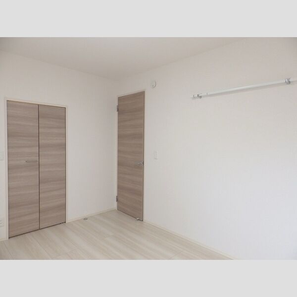 その他 (洋室①)