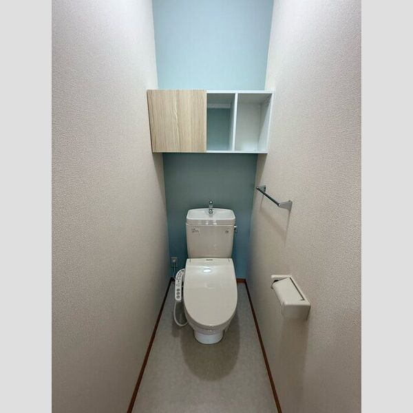 トイレ (温水洗浄暖房便座)