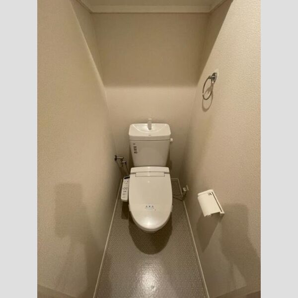 トイレ (温水洗浄暖房便座)