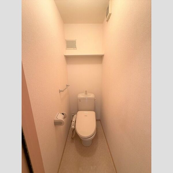 トイレ (温水洗浄暖房便座)