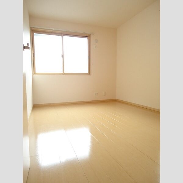 その他 (北側洋室)