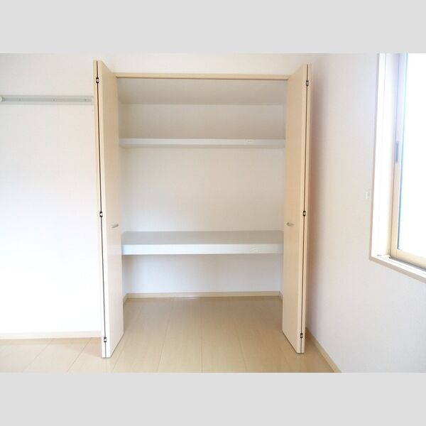 収納 (収納(南側洋室))
