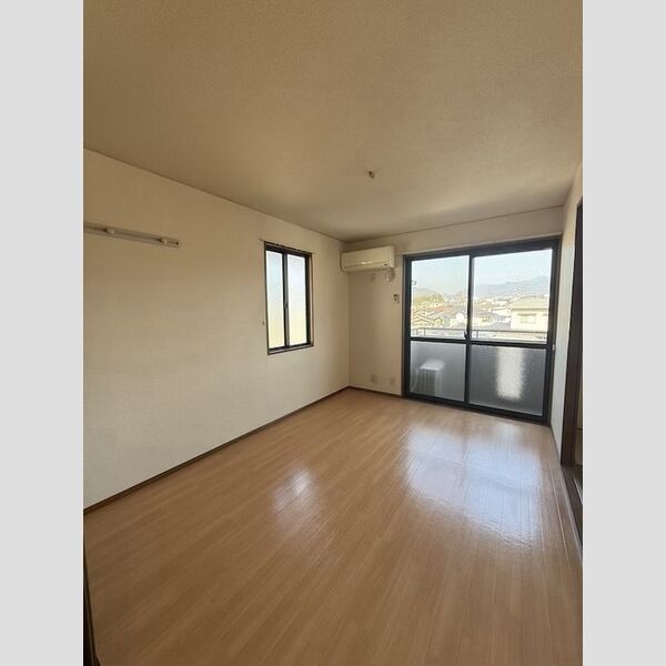 その他 (北東洋室)