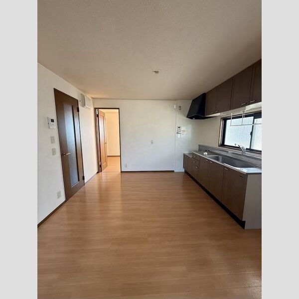 居室・リビング (DK)