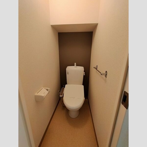 トイレ (温水洗浄暖房便座)