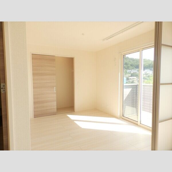 その他 (204:南側洋室)